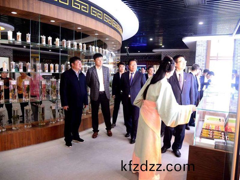 標(biao)本館對(dui)外交(jiao)流